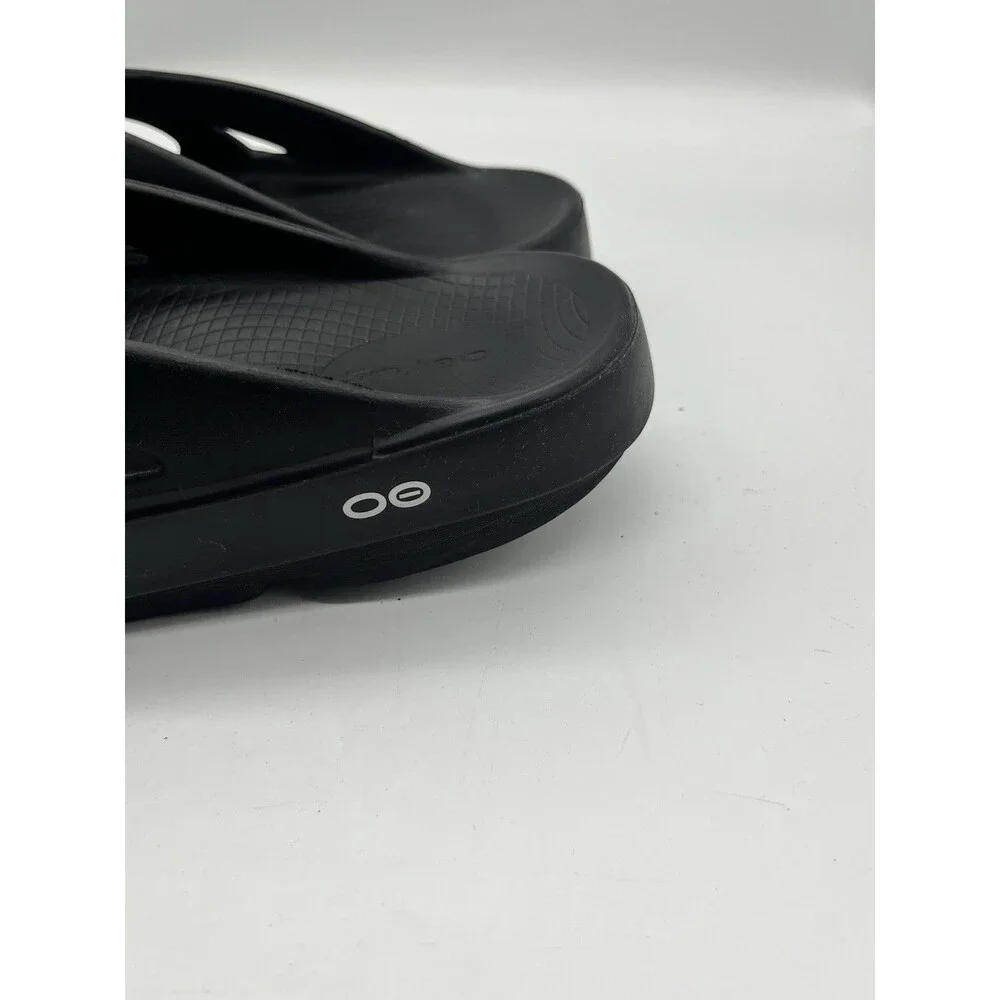 OOFOS OOriginal Black Thong Sandals Flip Flops Recovery Men's Size 9 Womens 11